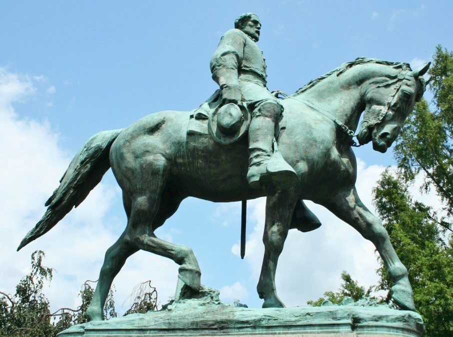 Robert E. Lee statue removed in Charlottesville; it had become focal point of deadly 2017 rally